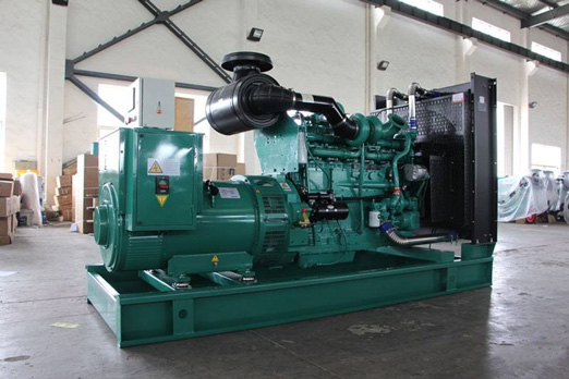 山东320kw康明斯柴油发电车出租_COPY_COPY